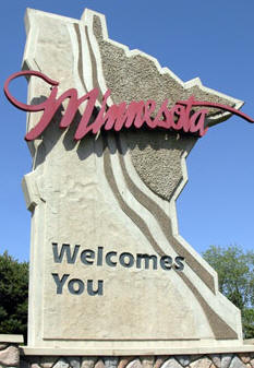 Minnesota welcome sign